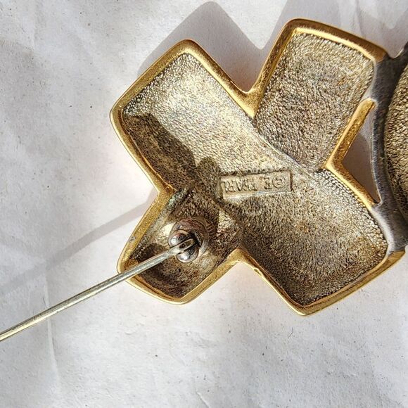 Vintage E. Pearl Erwin Gold Silver Two Tone XOX Brooch Pin Large matte Finish - Picture 3 of 7